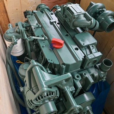 Bf4m2012c ভলভো D4d Deutz এর জন্য হাইড্রোলিক পাম্প ইঞ্জিন