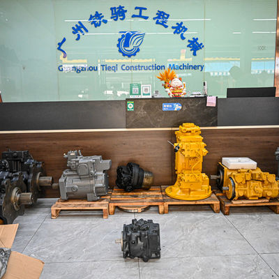708-1U-01112 708-1U-04113 Komatsu WB93R 95R 97R WB93R-5E0 708-1U-00111 হাইড্রোলিক পিস্টন ফ্যান গিয়ার পাম্প